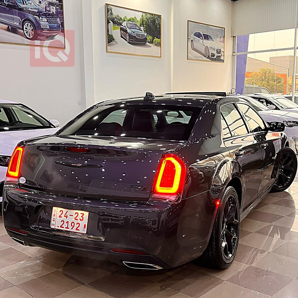 Chrysler 300